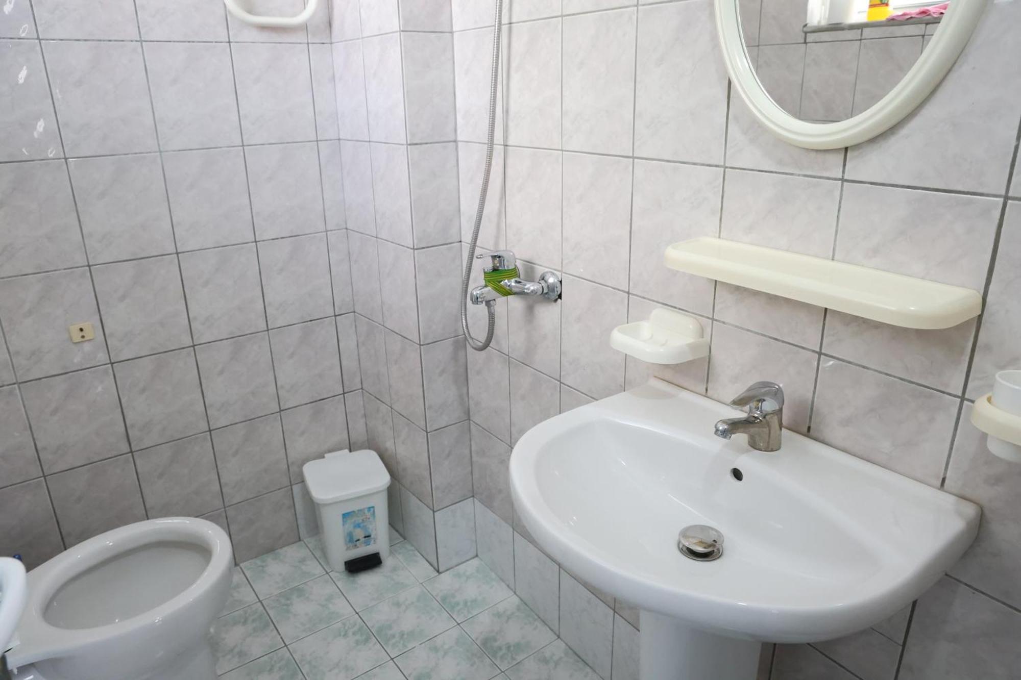 Ida Apartments Саранда Экстерьер фото