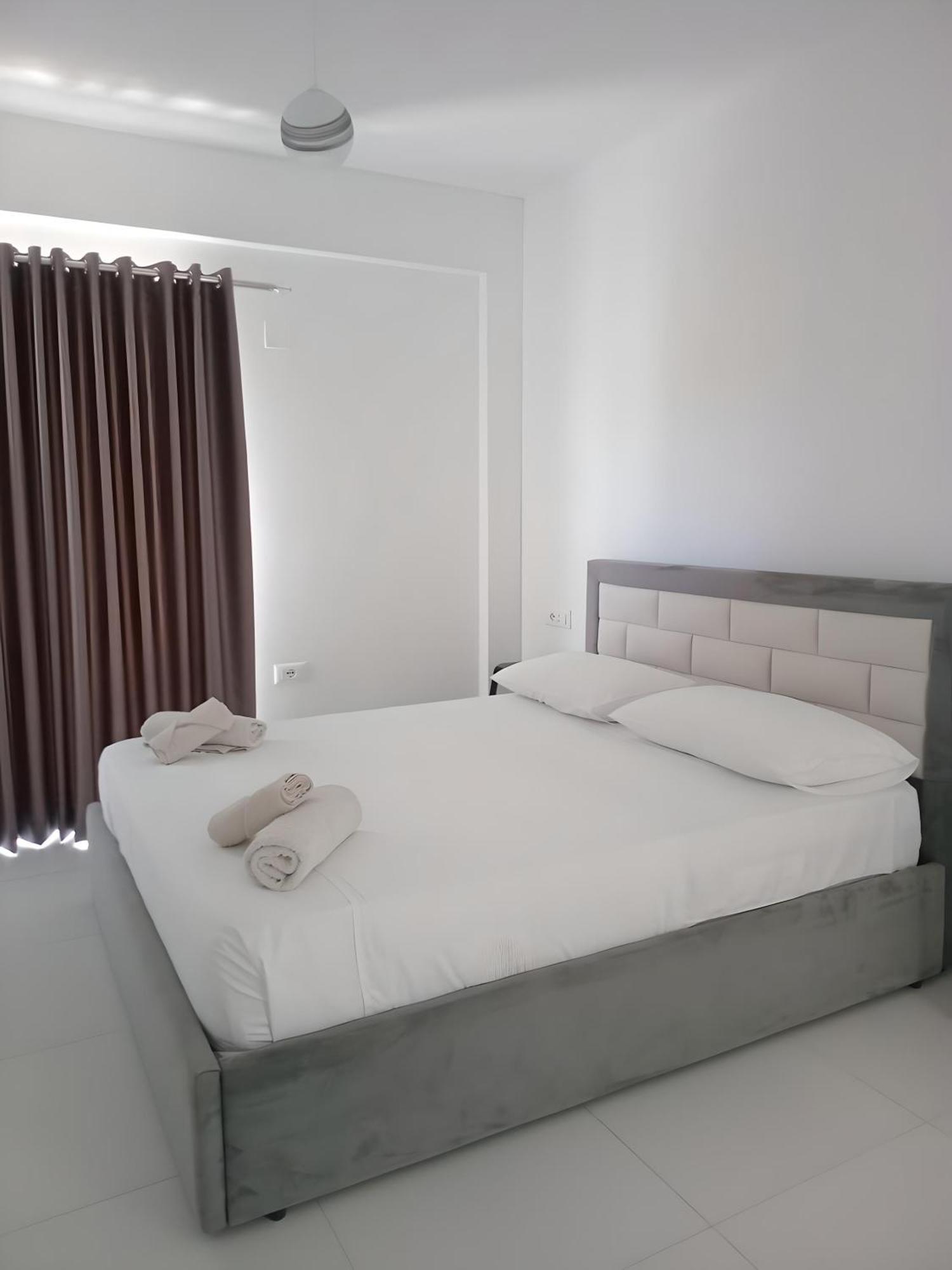 Ida Apartments Саранда Экстерьер фото